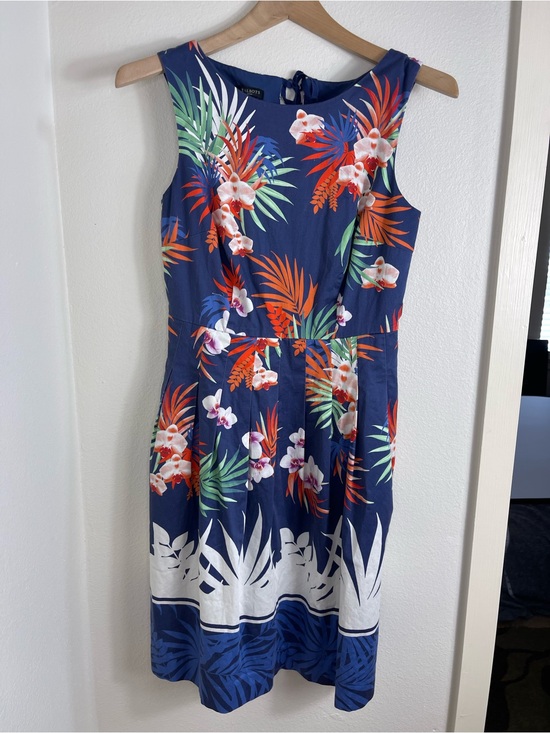 Talbots Dresses & Skirts - Talbots Tropical Floral Print Fit and Flare Dress Size 2